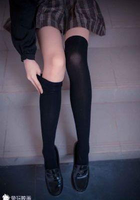 黑人咬住花蒂猛吸高潮电影_高清免费观看超清
