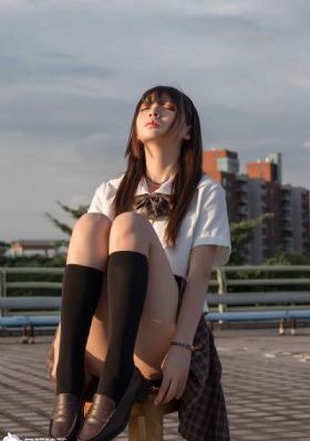 麻豆黄色仓库_720完整视频观看