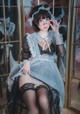夫妻性生活裸体视频_免费手机观看