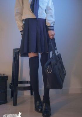 横恋母动漫无删减在线观看_蓝光电影全集观看