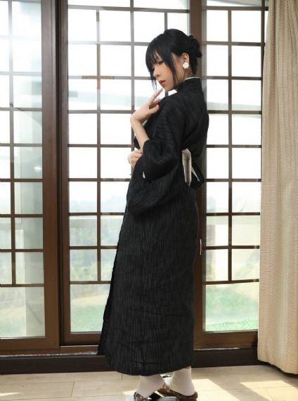 婷婷的性荡生活第二部_国产剧神马影院手机在线